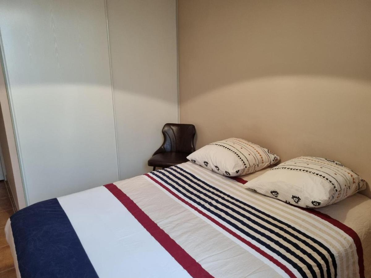 Appartement 1 Chambre Avec Piscine Uzès Exteriér fotografie